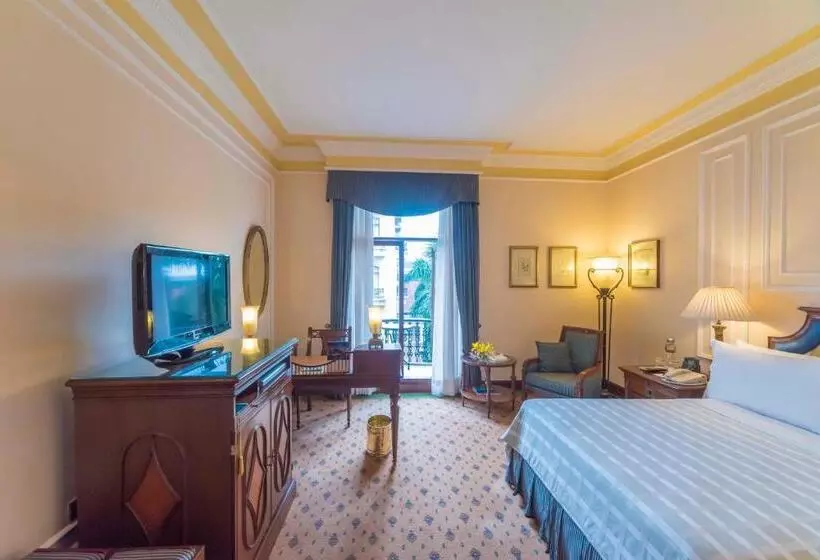 バルコニー付プレミアムルーム, The Oberoi Grand Kolkata