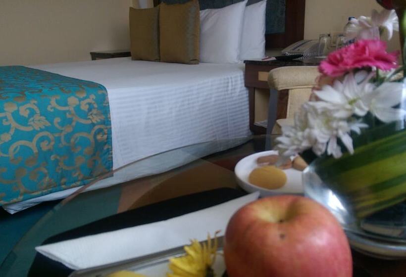 수피리어 룸, Vivanta Bengaluru Residency Road