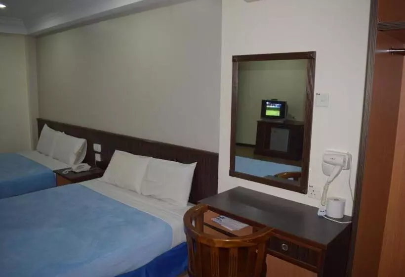 Habitació Familiar Deluxe, Federal Hotel Kangar Perlis
