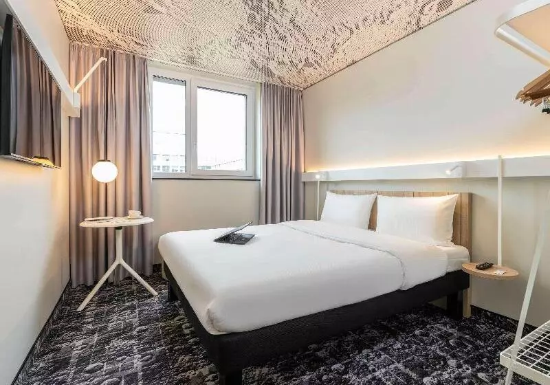 اتاق استاندارد با تخت دوبل, Ibis Luxembourg Airport
