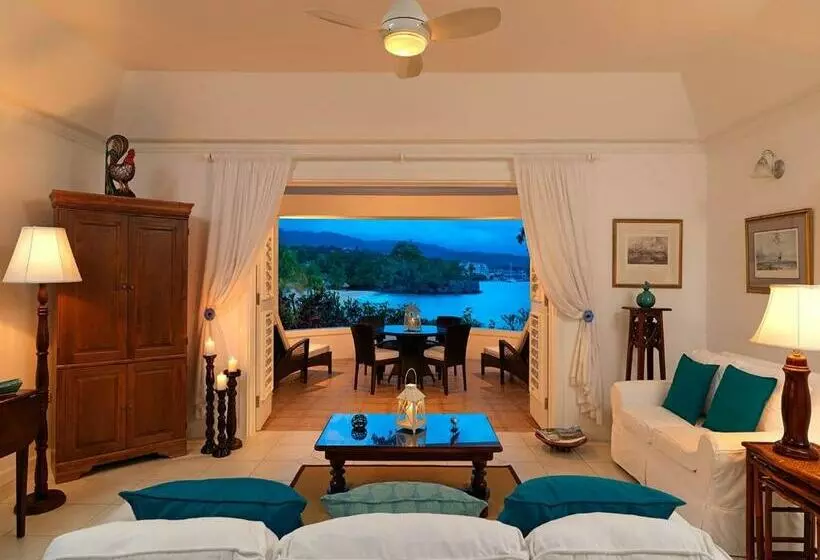 سوییت, Jamaica Inn