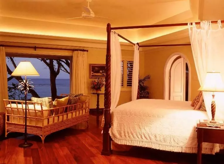 سوییت, Jamaica Inn