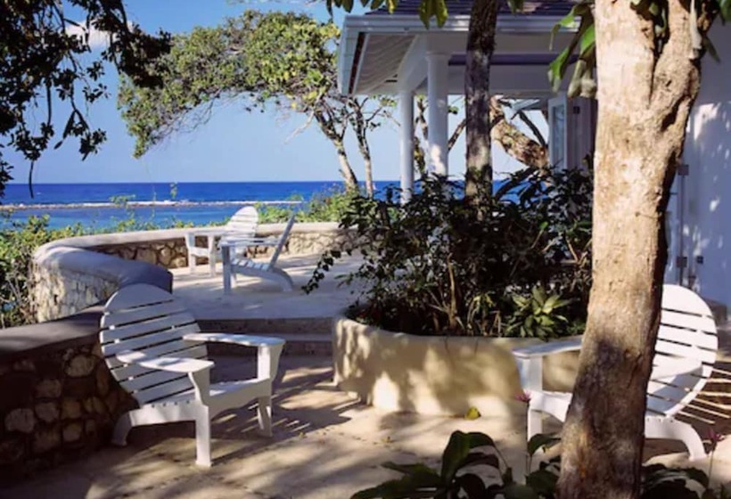 سوییت لوکس, Jamaica Inn