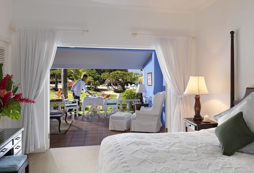 سوییت لوکس, Jamaica Inn