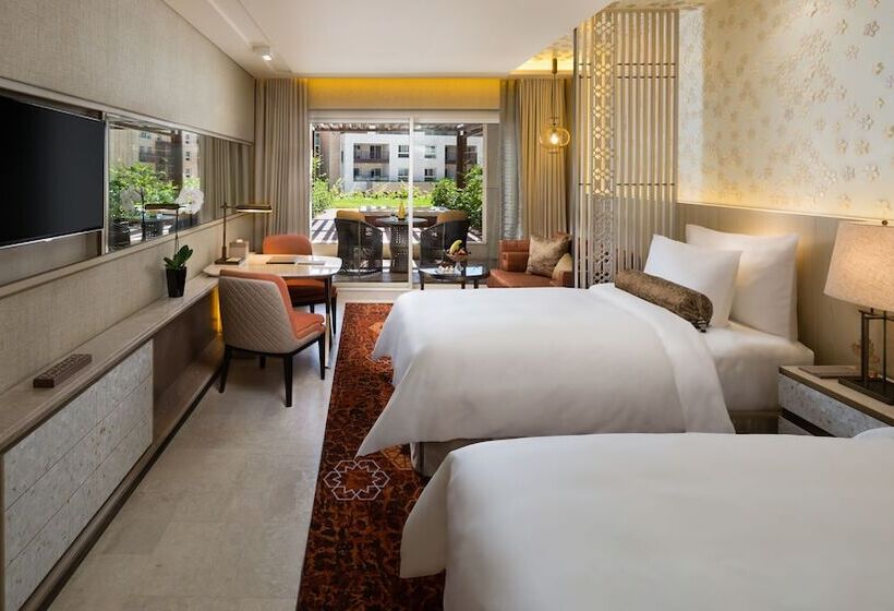 اتاق لوکس با وان آب گرم, Kempinski Summerland Hotel & Resort Beirut