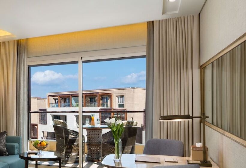 اتاق لوکس, Kempinski Summerland Hotel & Resort Beirut