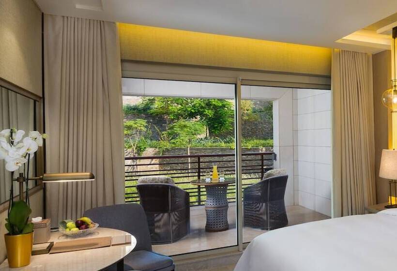 اتاق سوپریور, Kempinski Summerland Hotel & Resort Beirut