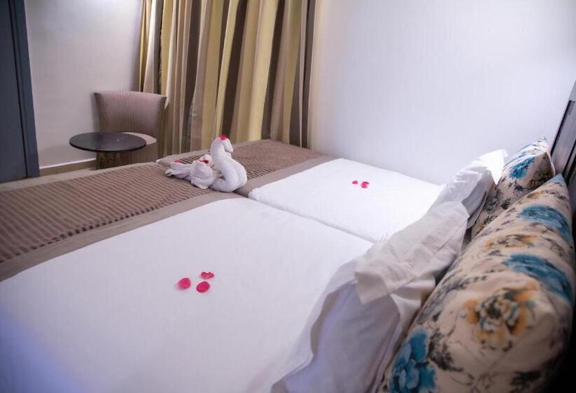 Havuz Manzaralı Aile Odası, Rose Aqua Park