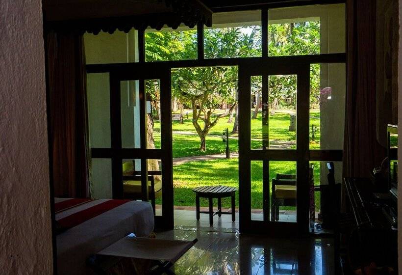 חדר דלוקס נוף לגינה, Serena Beach Resort & Spa