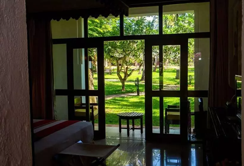 اتاق سوپریور با چشم‌انداز دریا, Serena Beach Resort & Spa