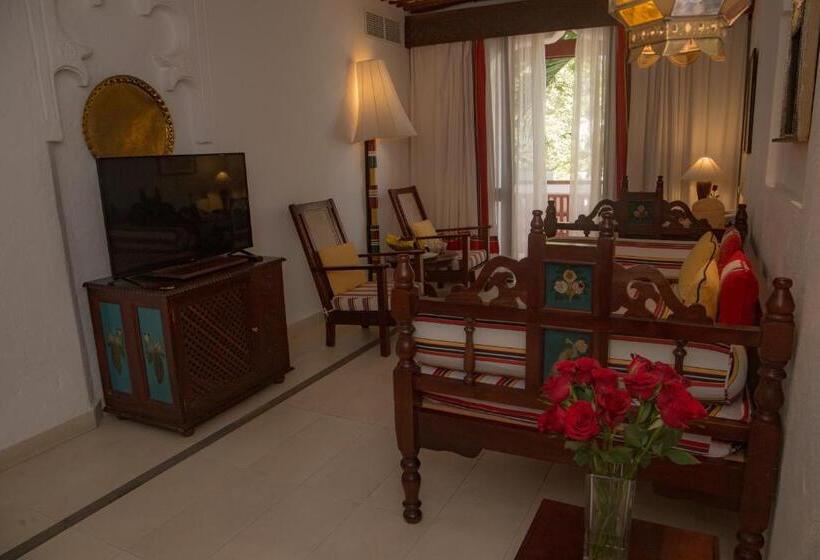 סוויטת ג'וניור, Serena Beach Resort & Spa