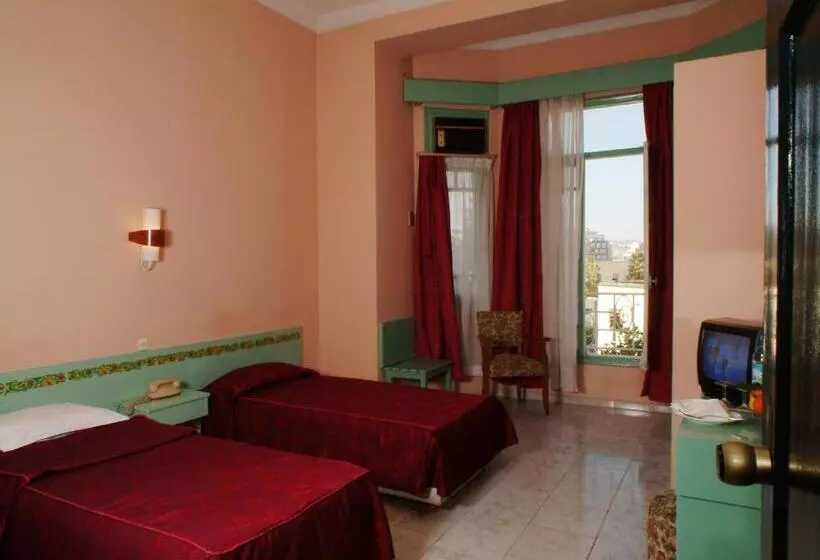 اتاق استاندارد سه نفره, Splendid