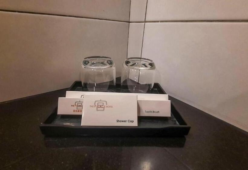 غرفة ديلوكس, The Palace Hotel Kota Kinabalu