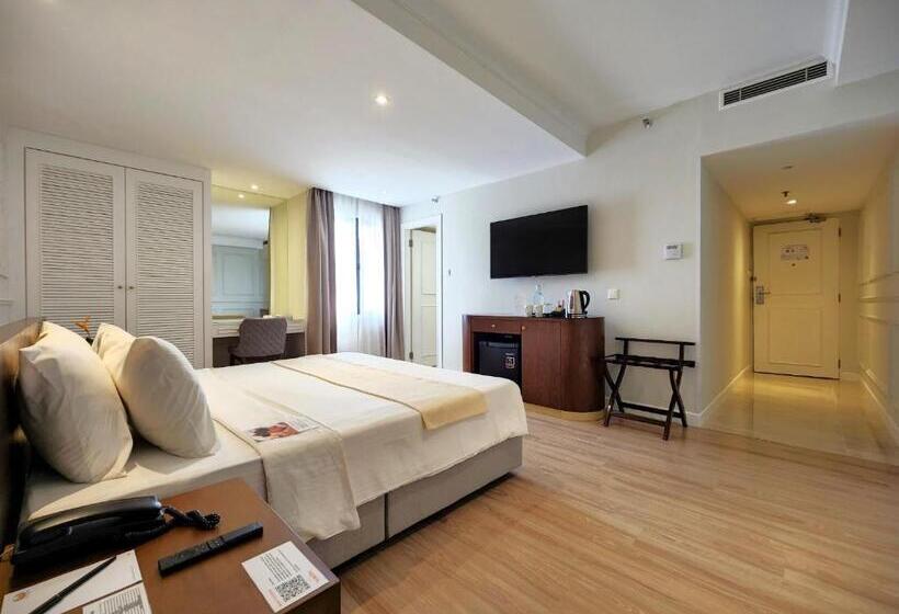 غرفة ديلوكس, The Palace Hotel Kota Kinabalu