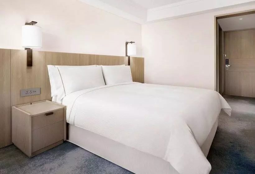 Deluxe Room Park View, The Westin Josun Busan