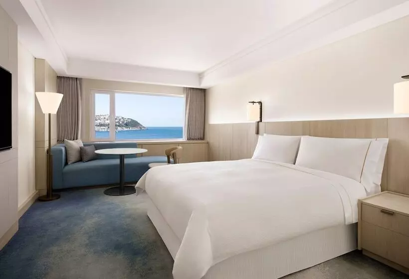 Deluxe Room with Views, The Westin Josun Busan