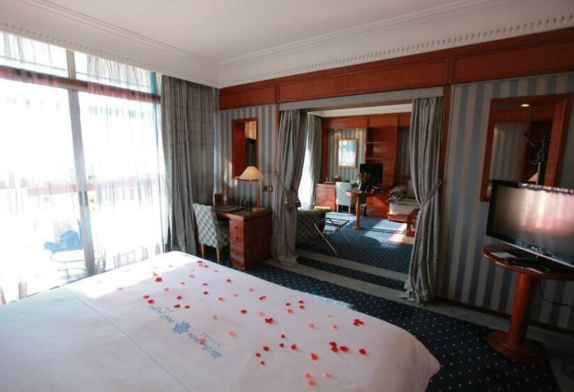 Королевский Люкс, Transatlantique