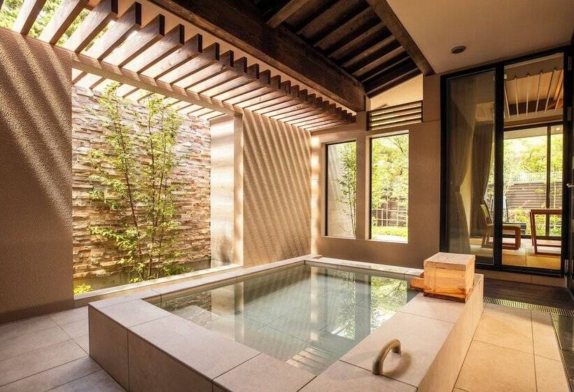 سوییت لوکس, Unzen Kyushu Hotel   Mt Resort