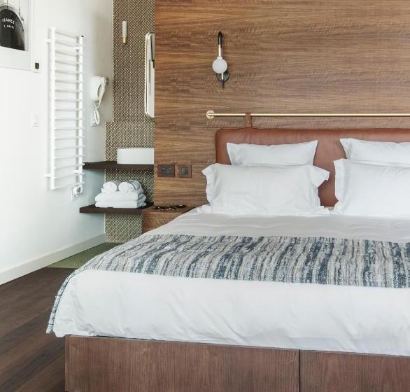 استودیو استاندارد با تراس, Boutique Hotel Miramar