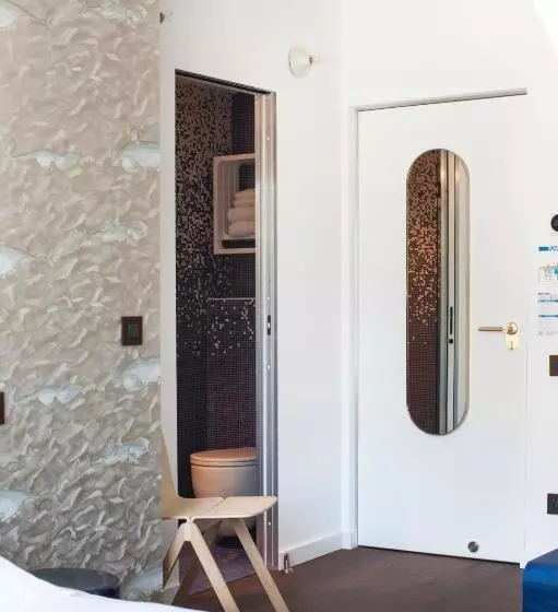 اتاق استاندارد با چشم‌انداز دریا, Boutique Hotel Miramar