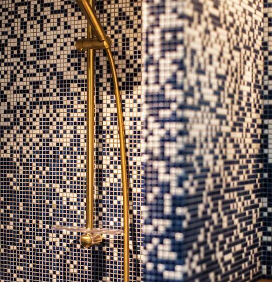 اتاق استاندارد با چشمانداز دریا, Boutique Hotel Miramar