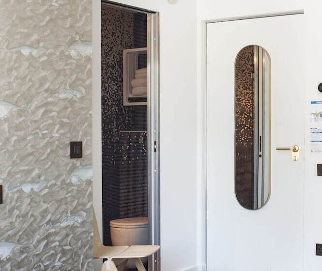 اتاق استاندارد با چشمانداز دریا, Boutique Hotel Miramar