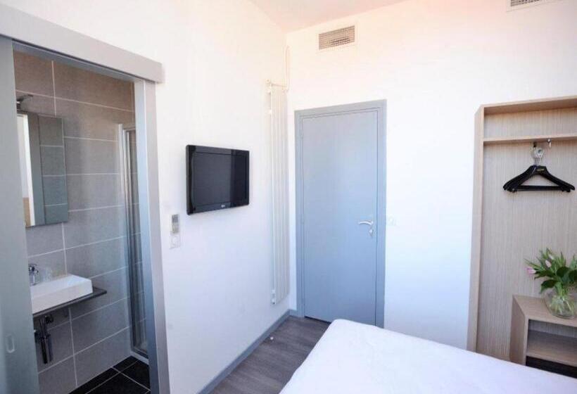 اتاق استاندارد, Hôtel De France