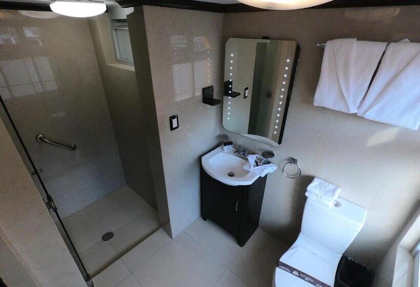 سوئیت پنت هاوس, San Diego