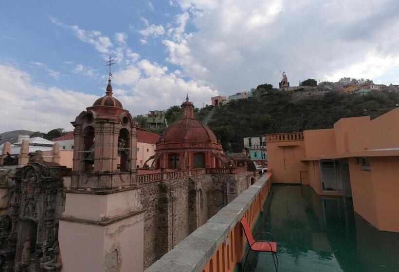 سوئیت پنت هاوس, San Diego