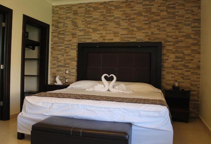 اتاق استاندارد با تخت بزرگ, San Diego