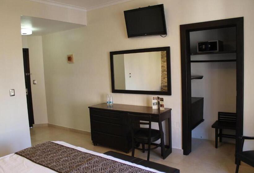 اتاق استاندارد با تخت بزرگ, San Diego