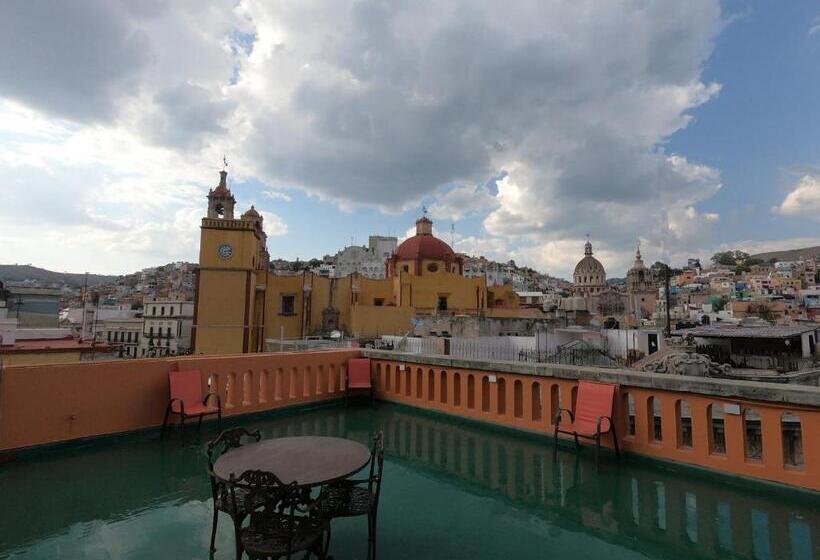 سوئیت پنت هاوس, San Diego