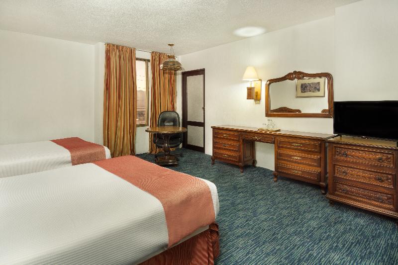 غرفة قياسية, San Jorge