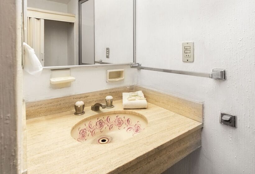 غرفة قياسية, San Jorge