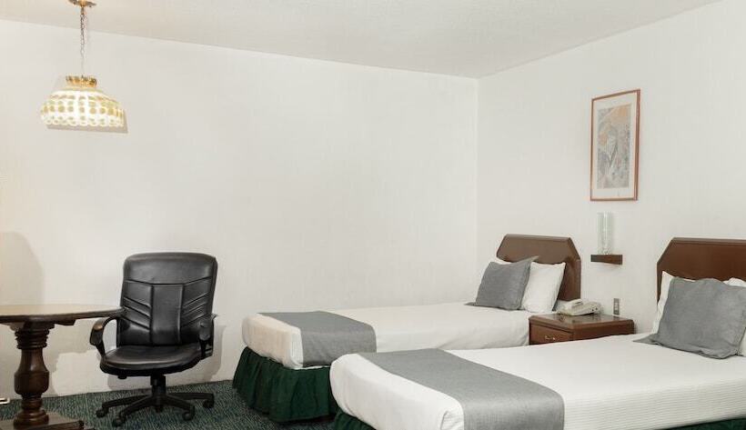 غرفة قياسية, San Jorge