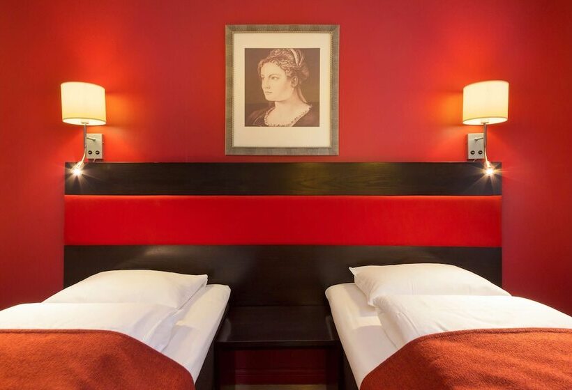 Номер Superior, Scandic Holberg