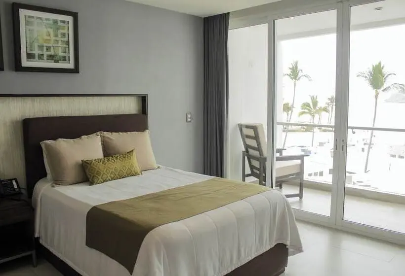 اتاق لوکس, The Inn At Mazatlan