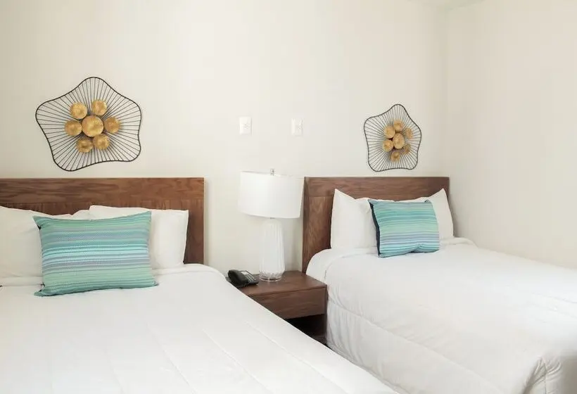 سوییت جونیور با چشم‌انداز جانبی دریا, The Inn At Mazatlan