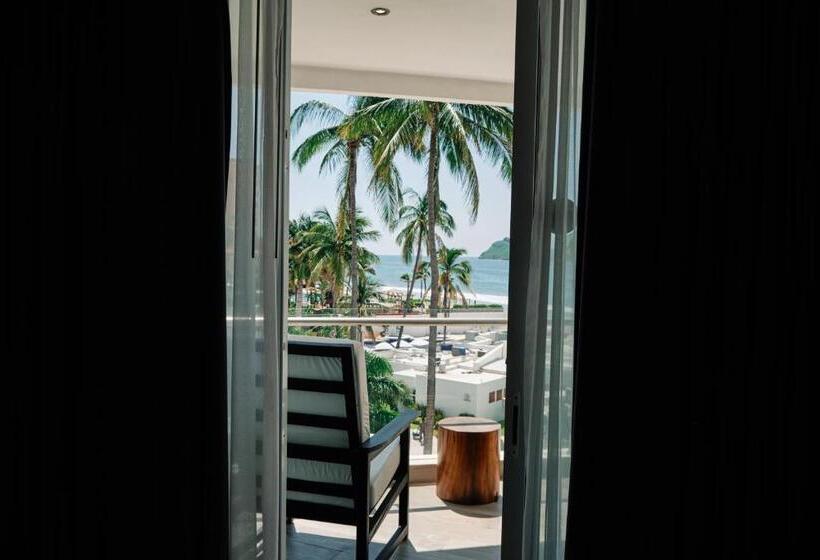 デラックスルーム, The Inn At Mazatlan