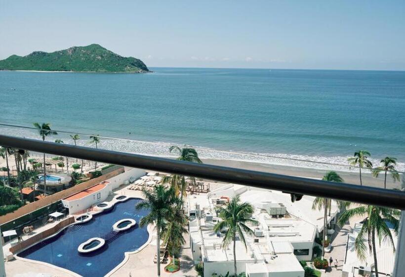 オーシャンビュージュニアスイート, The Inn At Mazatlan