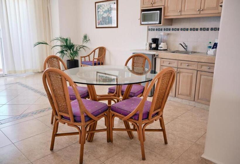 סוויטת ג'וניור נוף לים, The Inn At Mazatlan