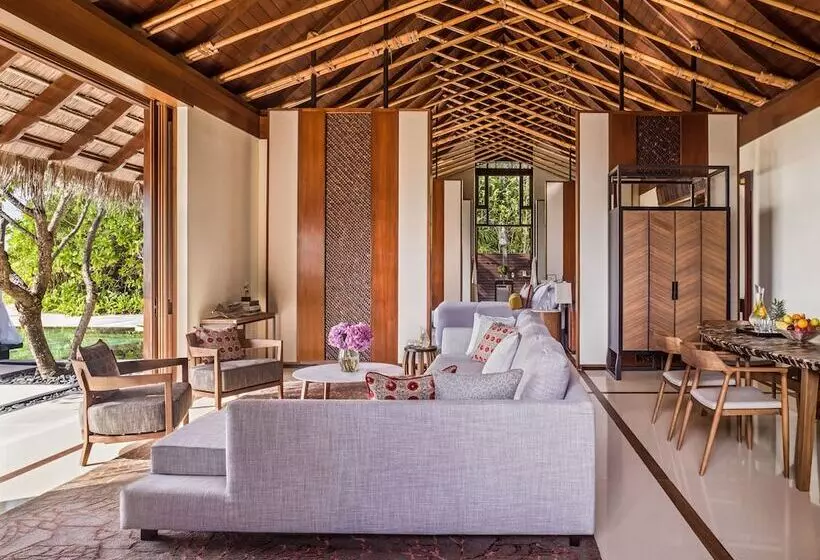 اتاق استاندارد, One&only Reethi Rah