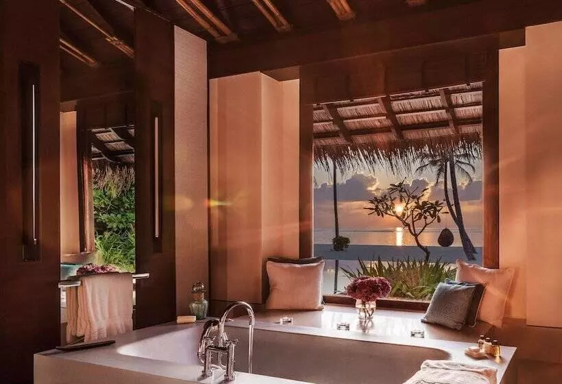 ویلای 2 خوابه, One&only Reethi Rah