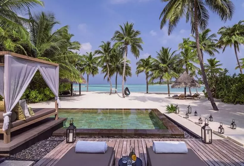 ویلای 2 خوابه, One&only Reethi Rah