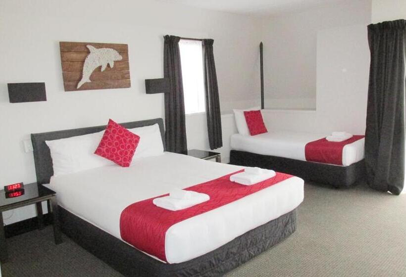 Семейное Студио, 136 On Bealey  Motel