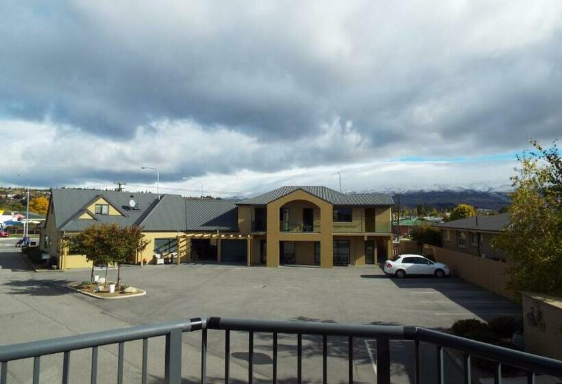 آپارتمان 1 خوابه, Avenue Motel