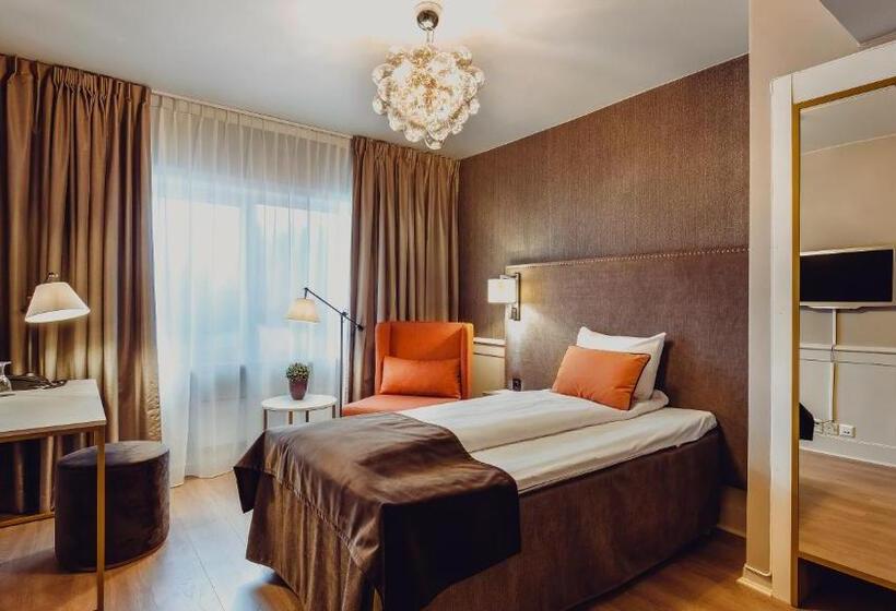 Номер Стандарт Индивидуальный, Clarion Collection Hotel Grand Bodø