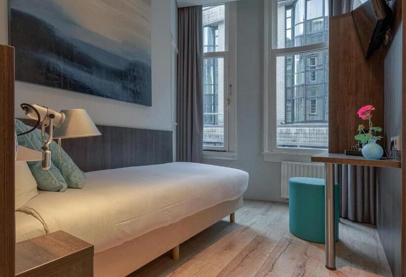 اتاق استاندارد یک نفره, Damsquare