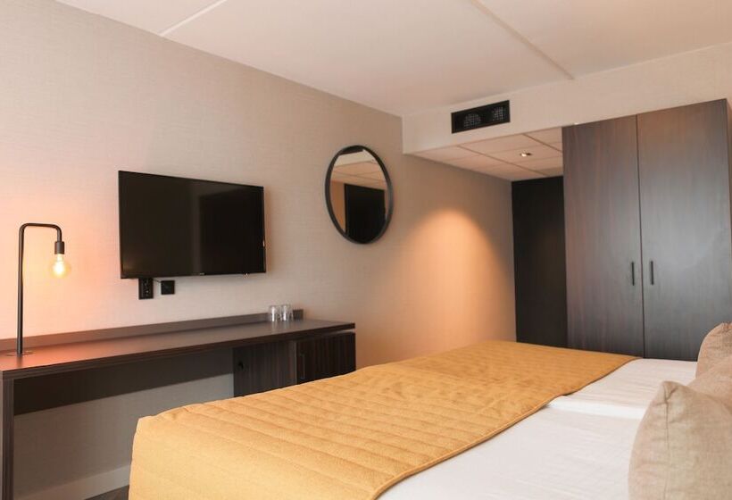 Standard Room, Grand Hotel Beatrix