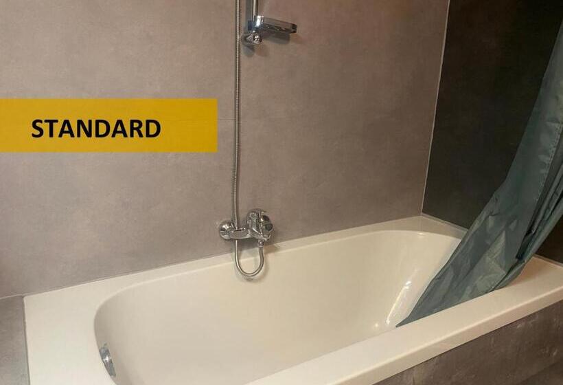 غرفة عائلية, Grand Hotel Central